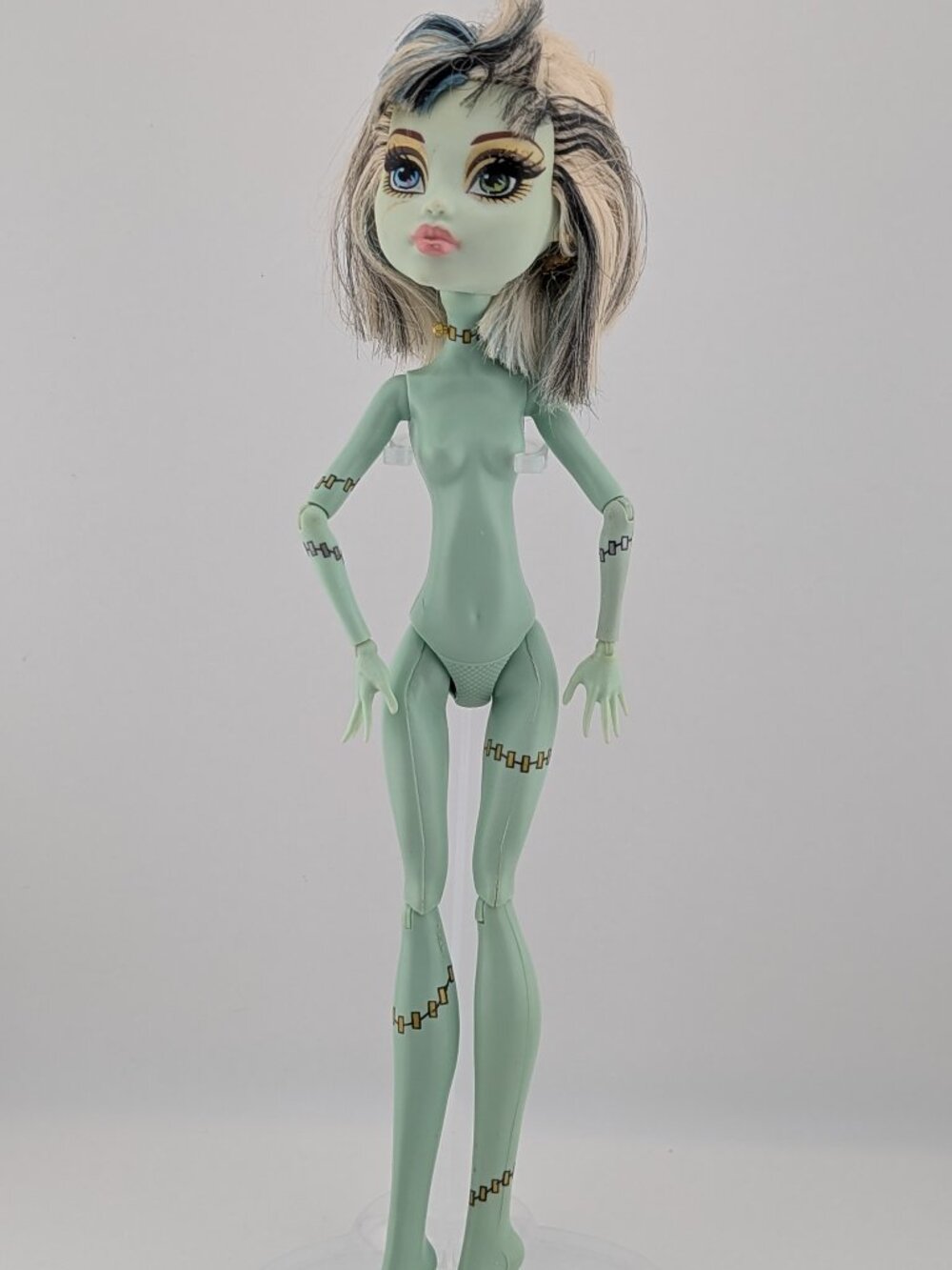 Monster High Frankie Stein G1 Signature Doll 2008 Mattel Nude Cut Hair